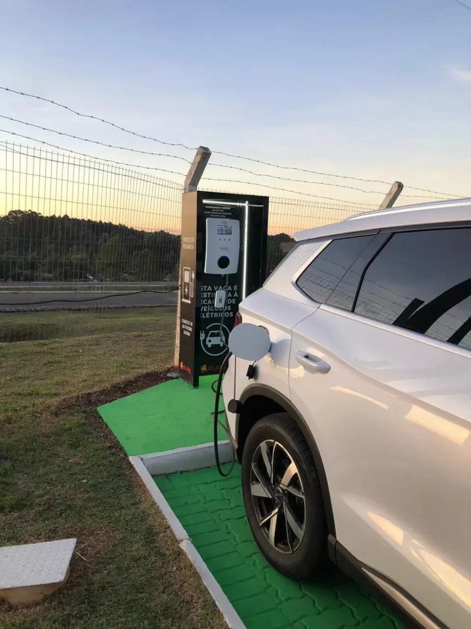 Ponto de recarga para veículos elétricos